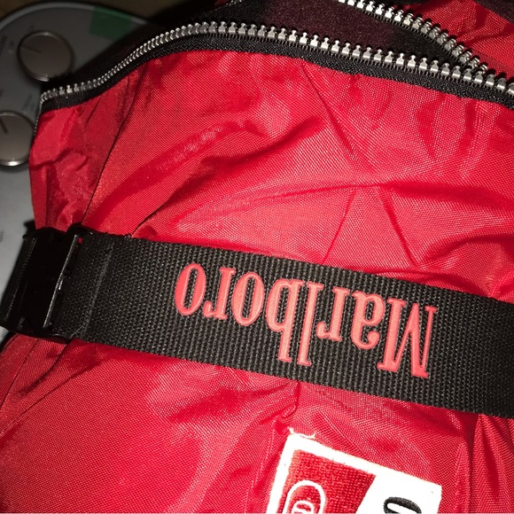 Marlboro Vintage Fleece UNISEX Sleeping Bag - Picture 6 of 12